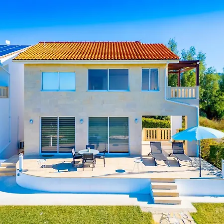 Myla Villa