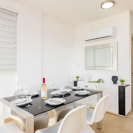 Myla Вилла Kato Yialia